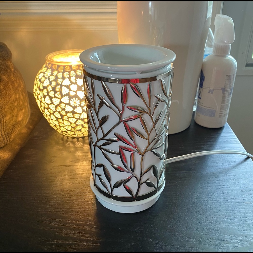 • Wax Warmer •